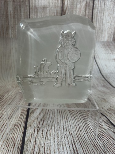 Vintage swedish art glass - art,