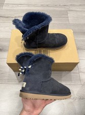 UGG BOOTS SIZE UK 5.5 EU 38 NAVY MINI BAILEY BOW SUEDE SHEARLING LINED WOMENS