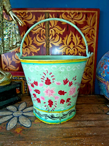 Very large indian vintage - large,