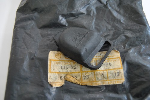 Headlight lamp socket grommet - lamp,