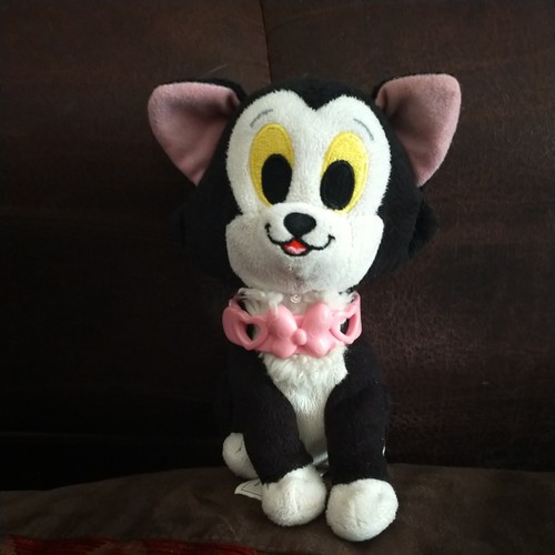 Disney black white - &,