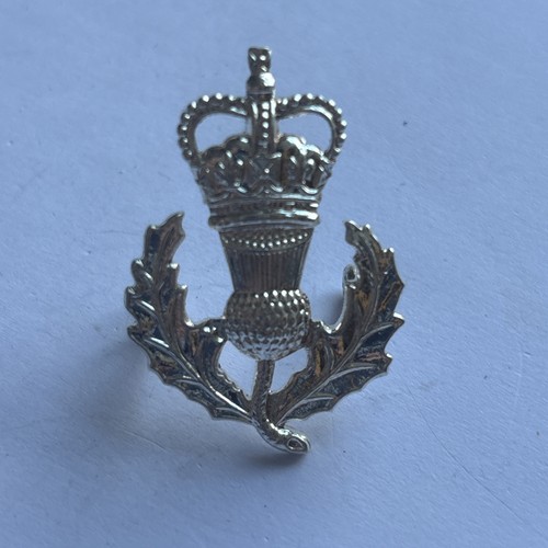 Queens own highlanders metal - queens,