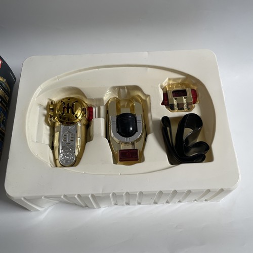 Bandai power rangers - bandai, gold