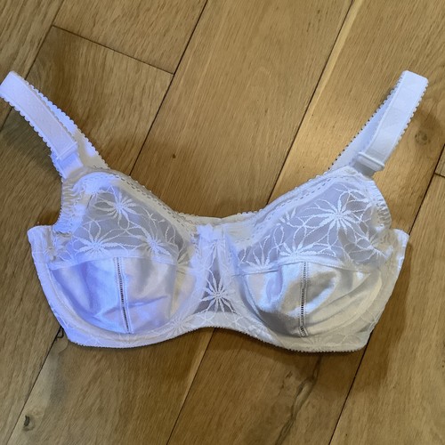 Triumph doreen luxury white - triumph,