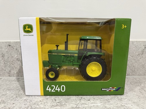 Britains farm john deere - farm,