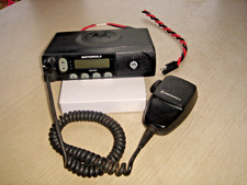 Motorola CM160 UHF 438-470MHz 25Watt 64channel with microphone & dc tail