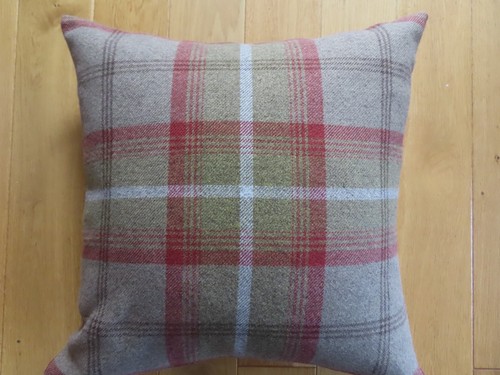 Ian sanderson wool 24 - ian,
