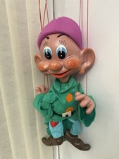 VERY LARGE (20") PELHAM PUPPET 'DOPEY'