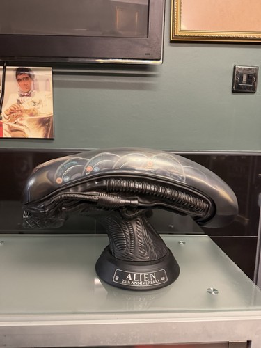Alien 25th anniversary head - 25th,