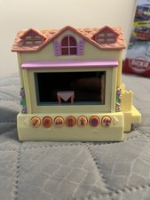 Vintage Mattel Pixel Chix Yellow House Mansion Electronic Game 2005 Rare