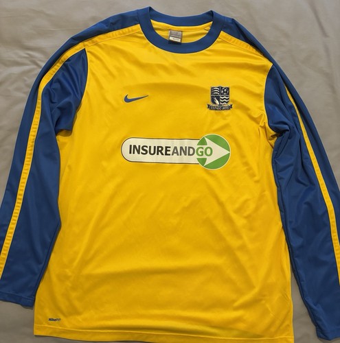 Southend united away shirt - southend,