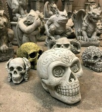 ROSE EYES,garden stone SKULL