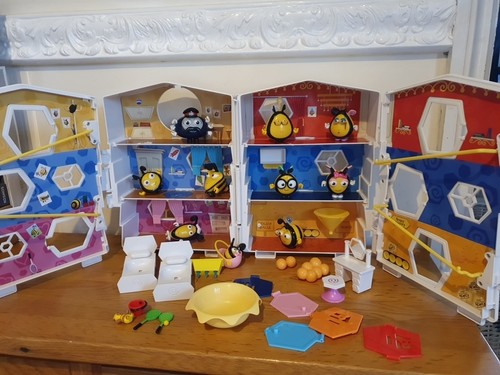 The hive buzzbee - buzzbee, playset