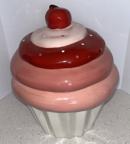 Kohls ceramic cupcake - ceramic,