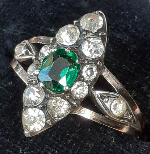 Art deco emerald - deco,