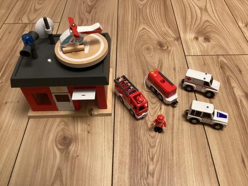 Wooden train emergency centre - wooden,