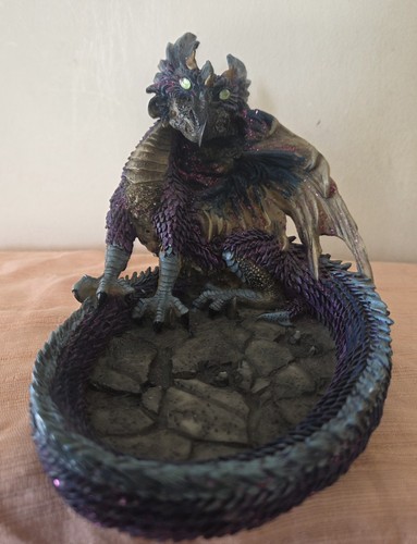 Dragon figurine fantasy - figurine,