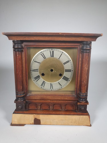 Vintage wooden mantel clock - wooden,