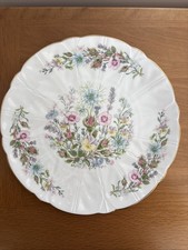 Aynsley Wild Tudor 10.5”