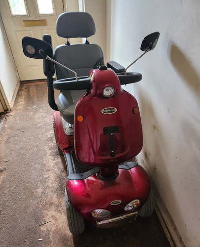 Shoprider red wheel mobility - 4-wheel,