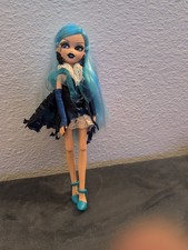 Bratz bratzillaz doll - doll, house