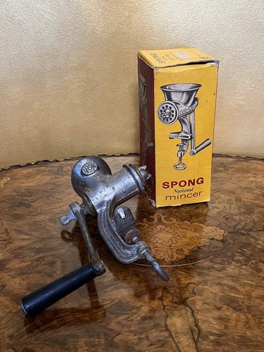 Vintage spong national mincer - vintage,