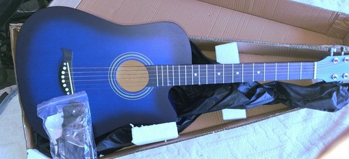 Acoustic guitar brand new - brand,