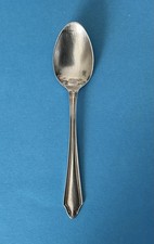 Small hallmarked Silver Teaspoon   1939)