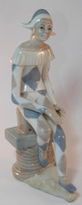 Casades A Lladro Competitor