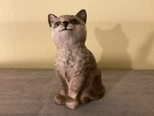 Vintage ROYAL DOULTON Sitting Up GREY TABBY CAT Figurine GREEN EYES