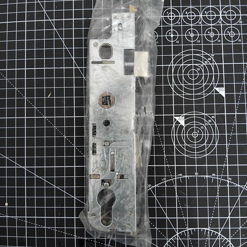 Old style 30mm backset - gu,