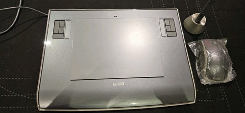 Wacom intuos graphics - wacom, tablet