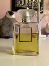 CHANEL No.19 Poudré Eau de