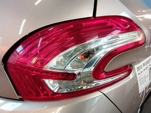 Tail light peugeot 208 - tail,