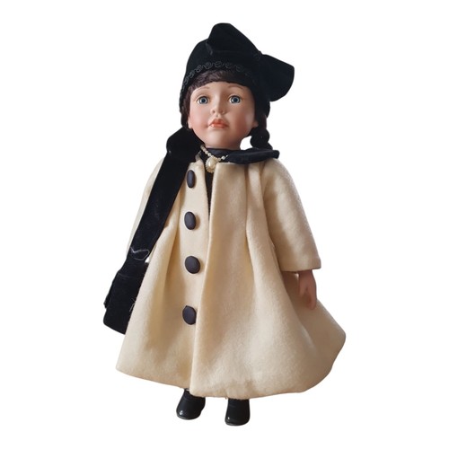 Doll vintage leonardo - doll,