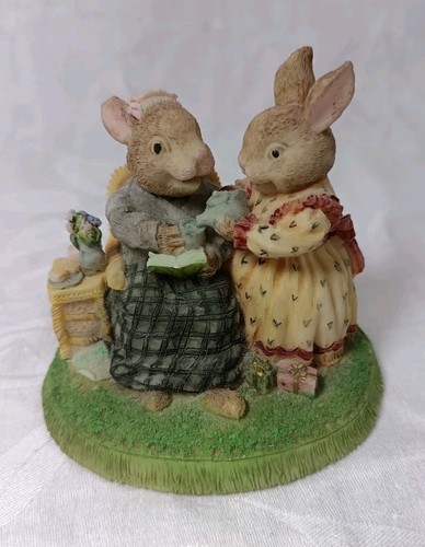 Vintage resin rabbit figurine - resin,