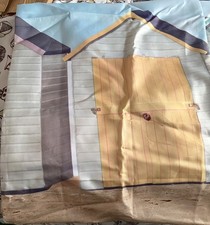 B & M Beach Hut Hookless