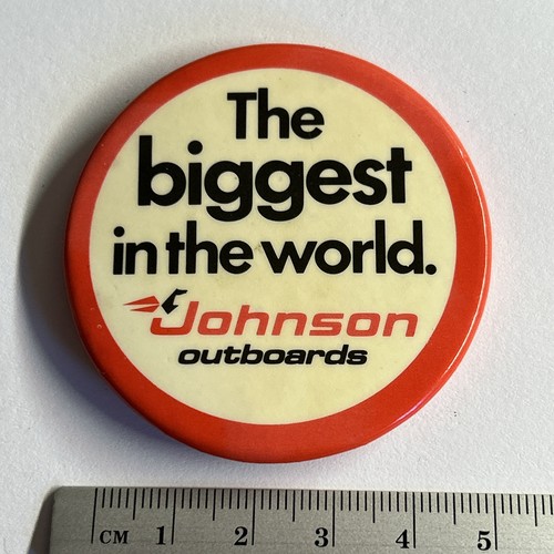 Vintage collectible pin badge - collectible,
