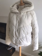 Woman’s hollister Puffer Jacket XL