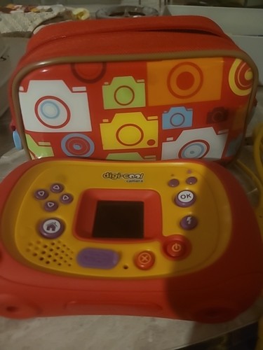 Vtech kidizoom camera red and - vtech,