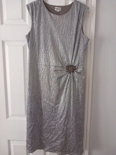 Silver knee length size - knee, 14