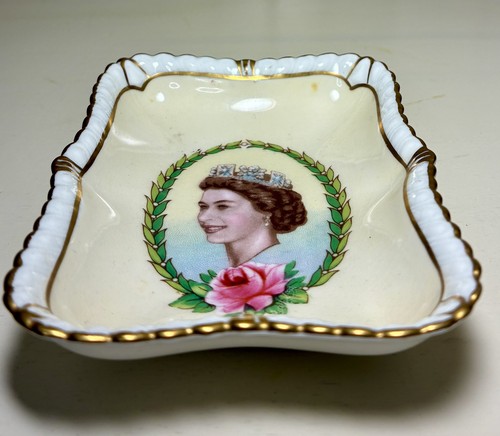 Royal crown derby 1953 - royal,