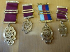 BUNDLE OF 4 OLD MASONIC JEWELS