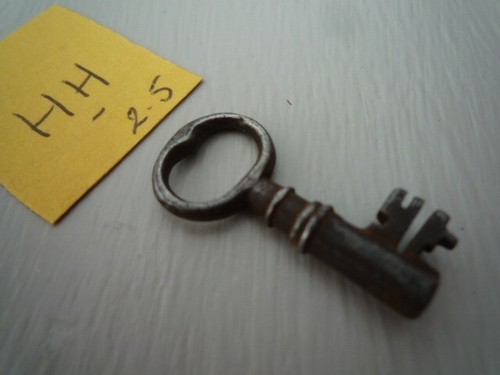 Vintage antique old key - old,