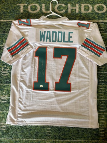 Jaylen waddle autographed - jaylen, #17
