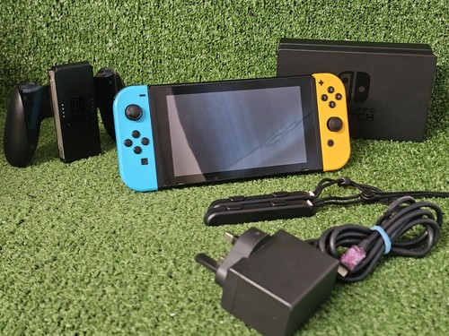 Nintendo switch console bundle - console,