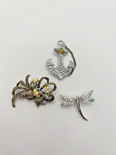Vintage brooches job - job, x3