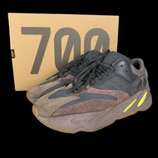 Men’s Adidas Yeezy Boost 700 Mauve UK11 US11.5 EE9614