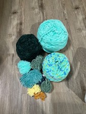 Loops & threads sweet snuggles