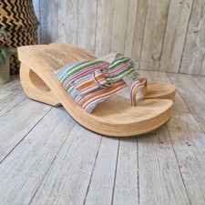 Y2K Skechers Somethin' Else